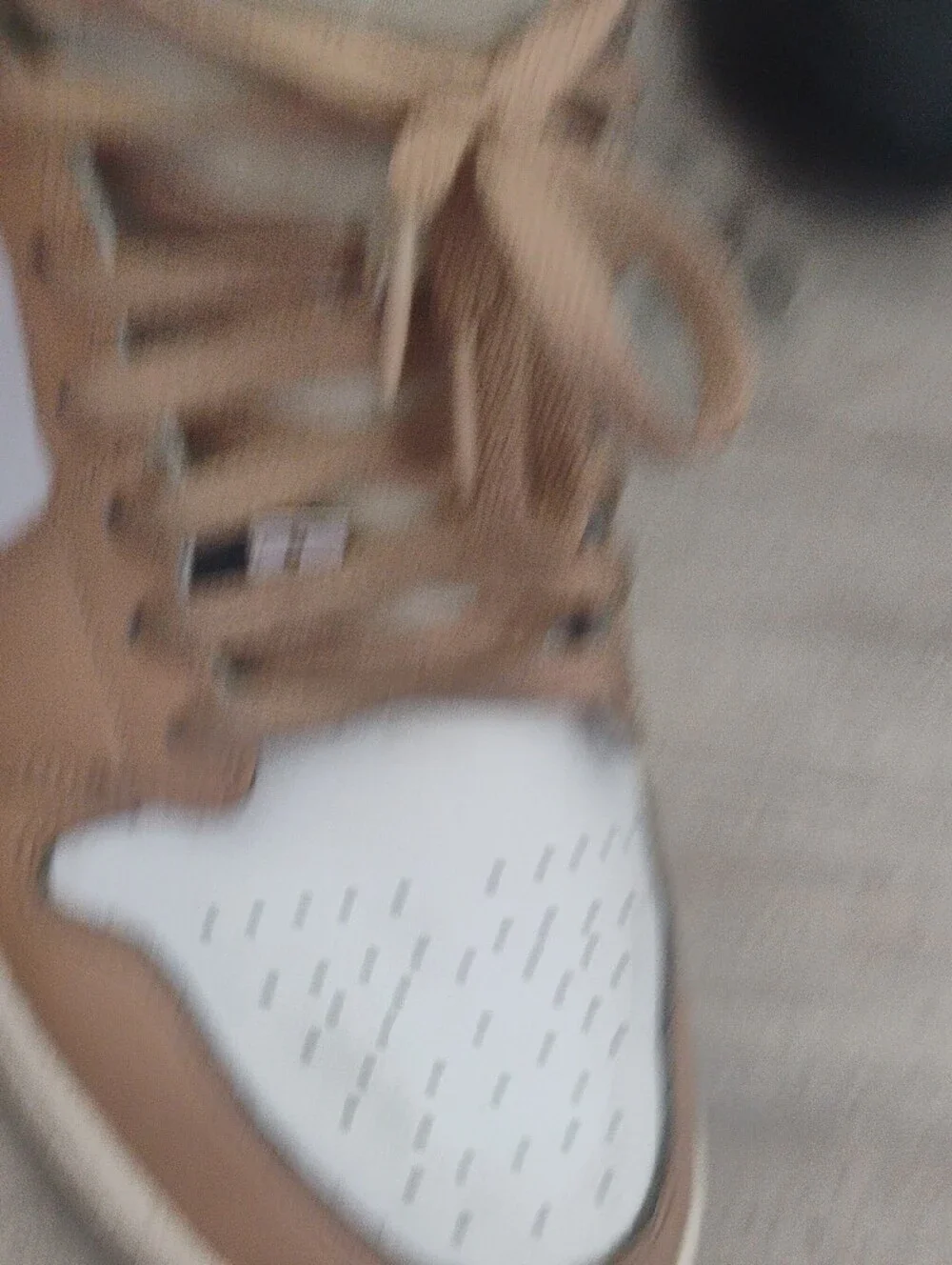 Jordan 1s Peach Tanish